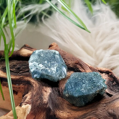 Moosachat Rohsteine – Natürliche Balance