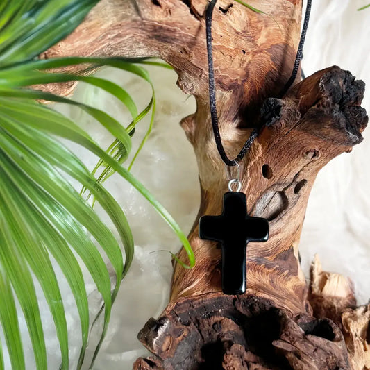 Obsidian Anhänger Kreuz – Schutz & Erdung