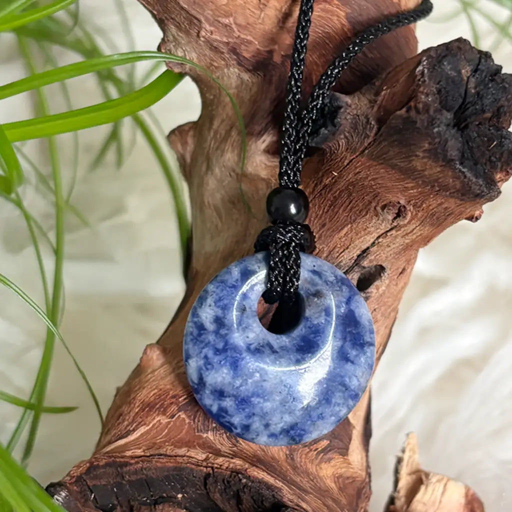 Sodalith Anhänger Donut – Balance & Gelassenheit